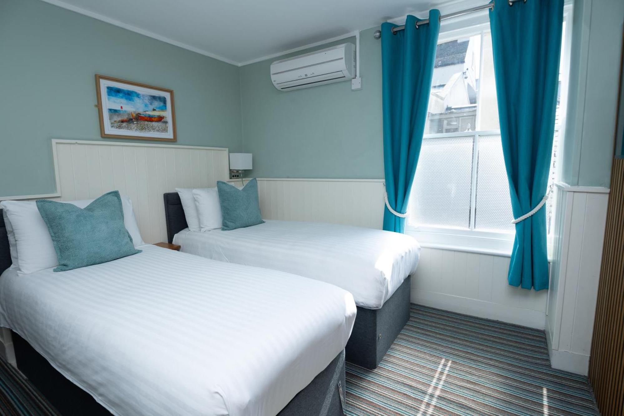 The Clarendon Hotel Deal Extérieur photo